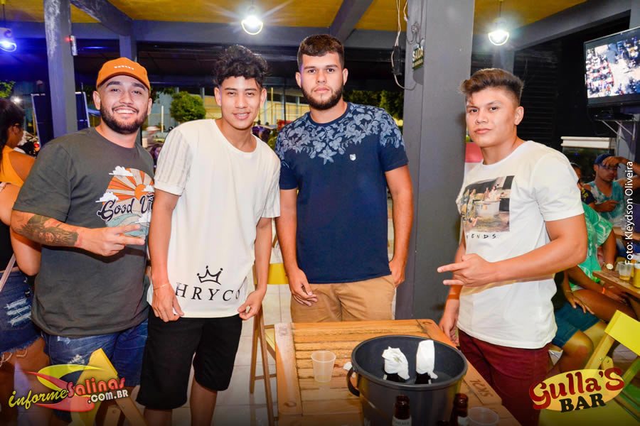 Nony Monteiro e Rullyan Vitor fizeram a festa na domingueira top do Gullas Bar